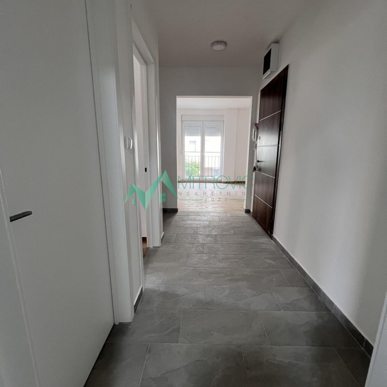 Stan Prodaja Novi Sad  65 m2