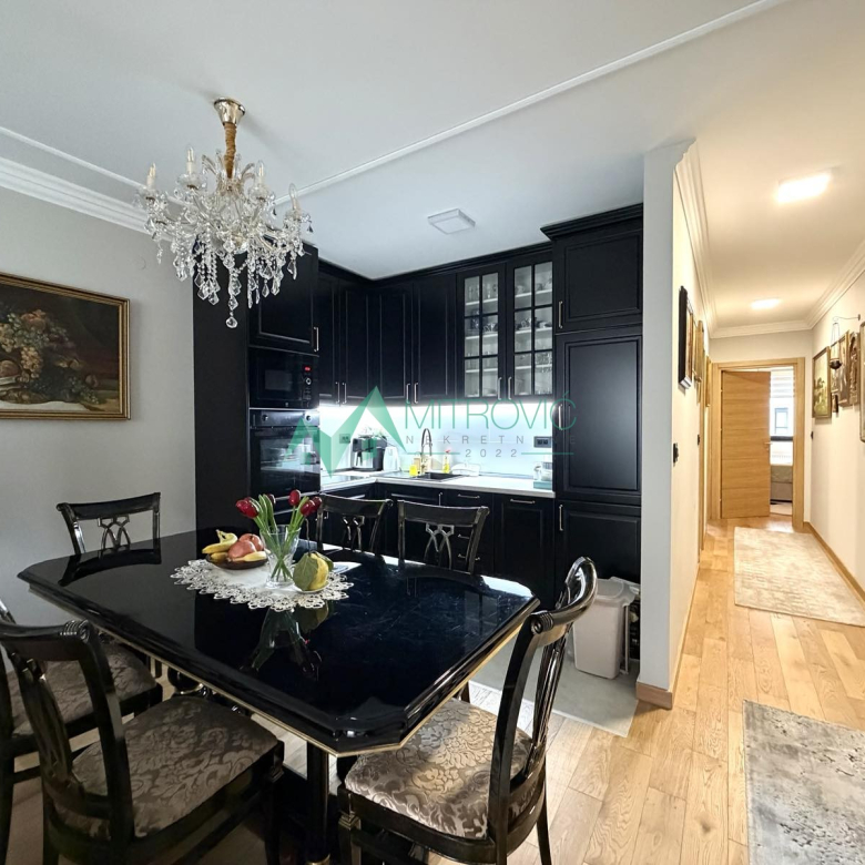 Stan Prodaja Novi Sad  72 m2