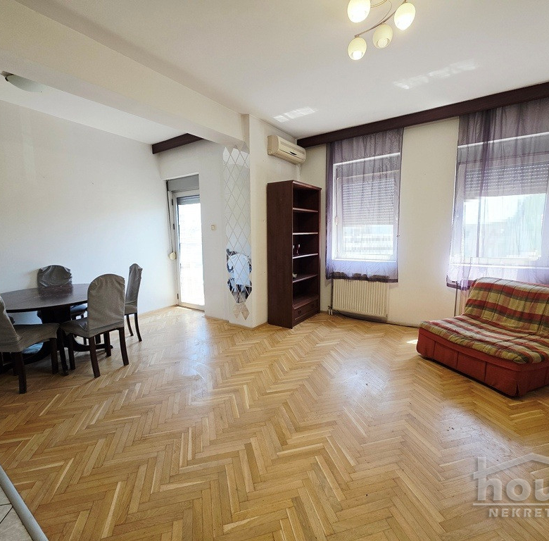 Stan Prodaja Novi Sad  61 m2
