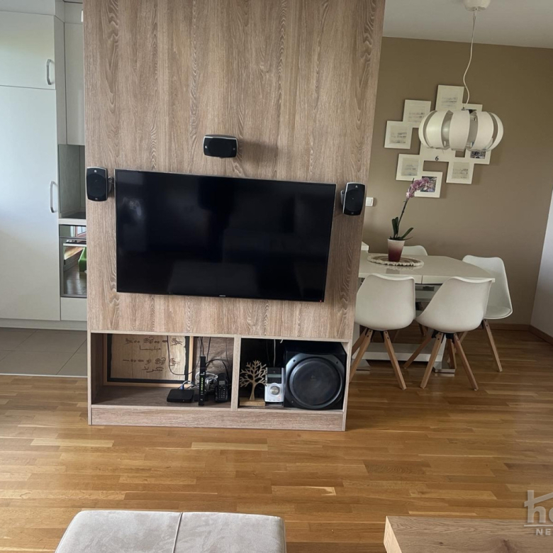 Stan Prodaja Novi Sad  70 m2