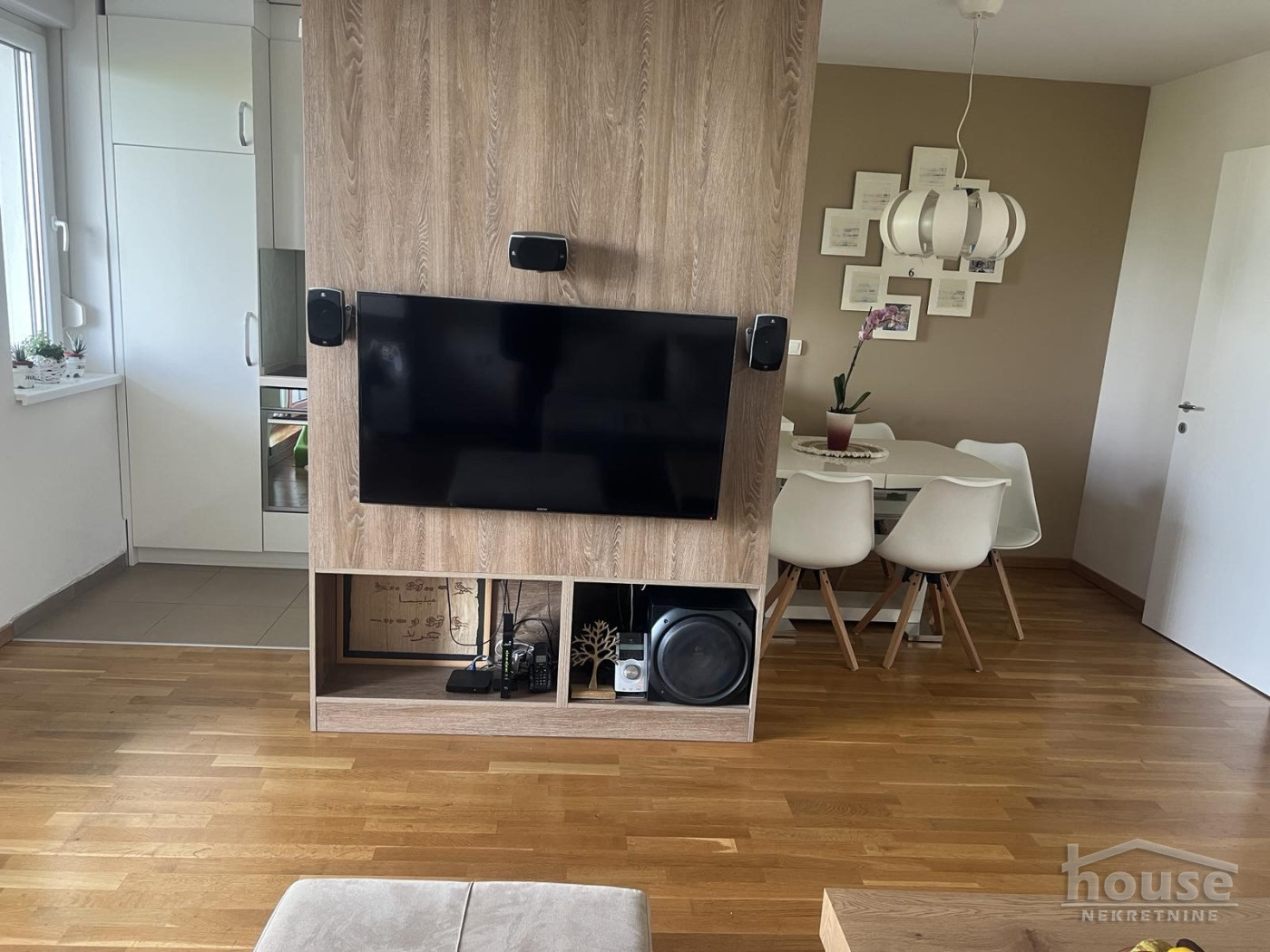 Stan Prodaja Novi Sad  70 m2