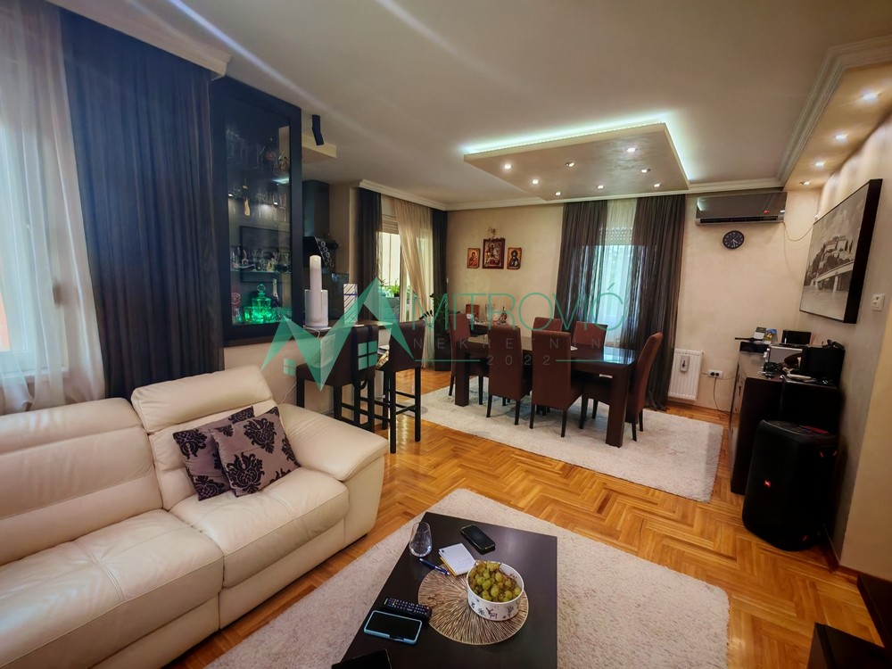 Stan Prodaja Novi Sad  72 m2