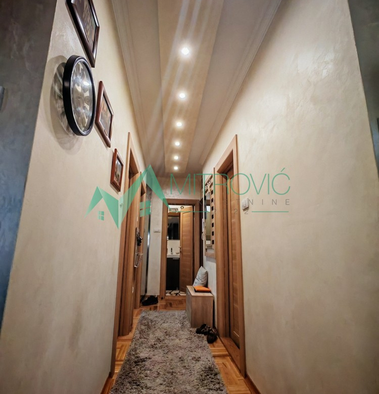Stan Prodaja Novi Sad  72 m2