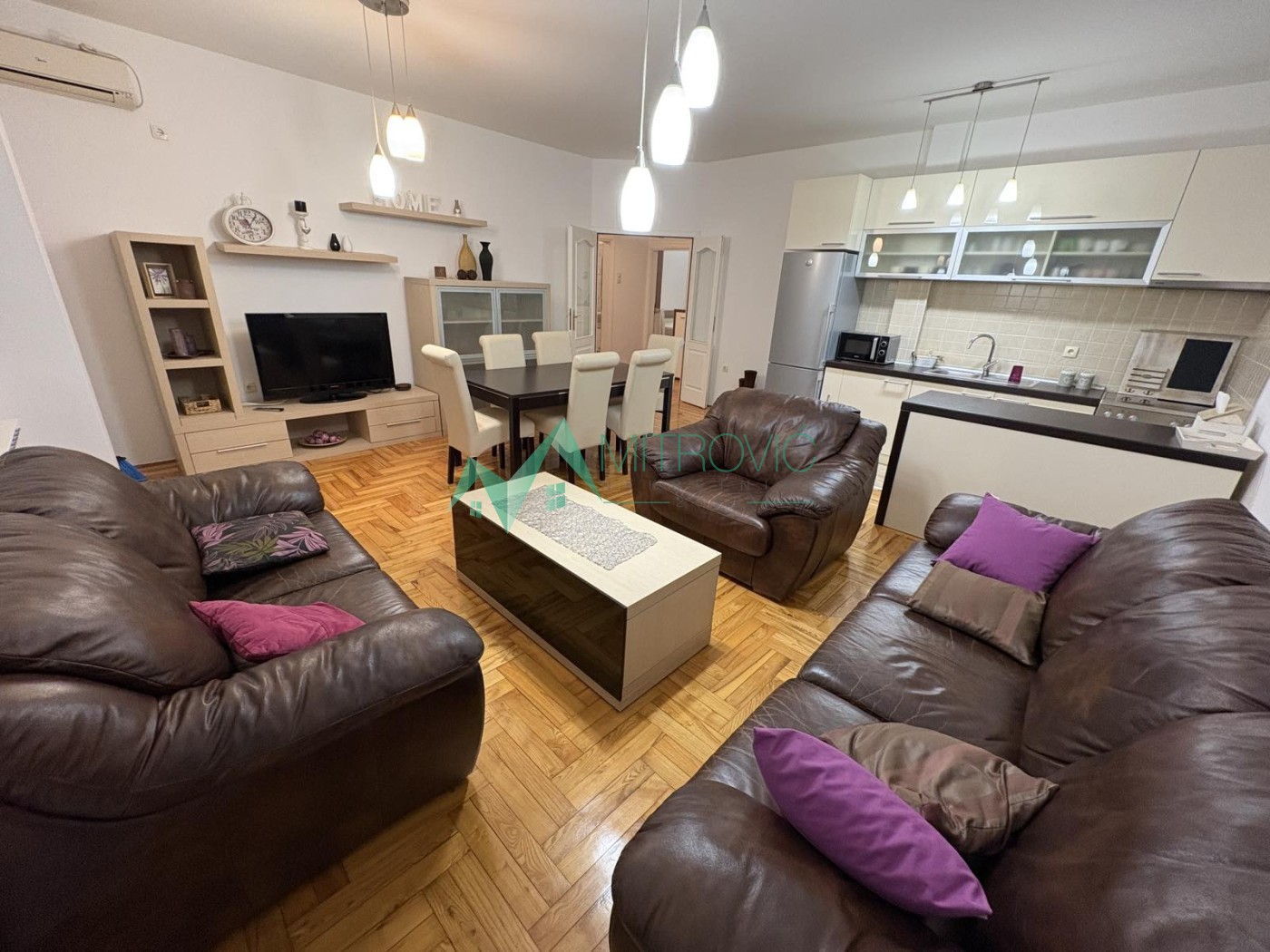 Stan Prodaja Novi Sad  76 m2