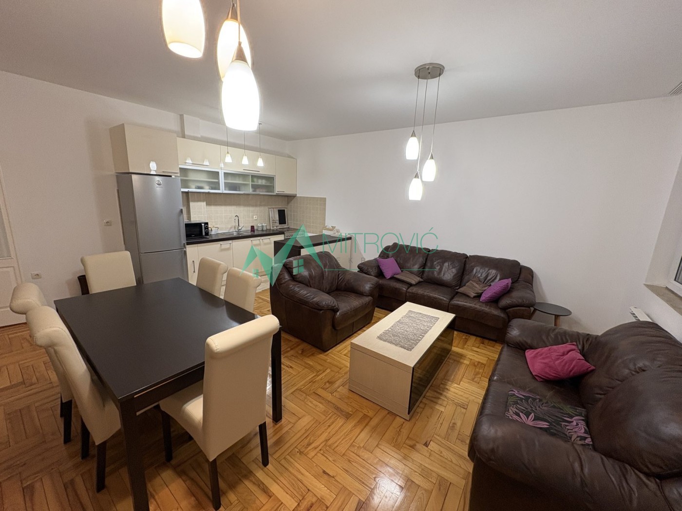 Stan Prodaja Novi Sad  76 m2