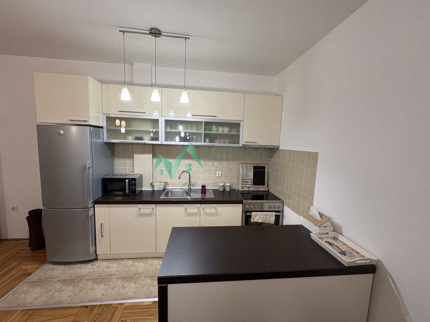 Stan Prodaja Novi Sad  76 m2