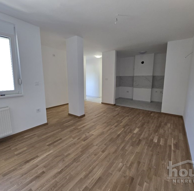 Stan Prodaja Novi Sad  87 m2
