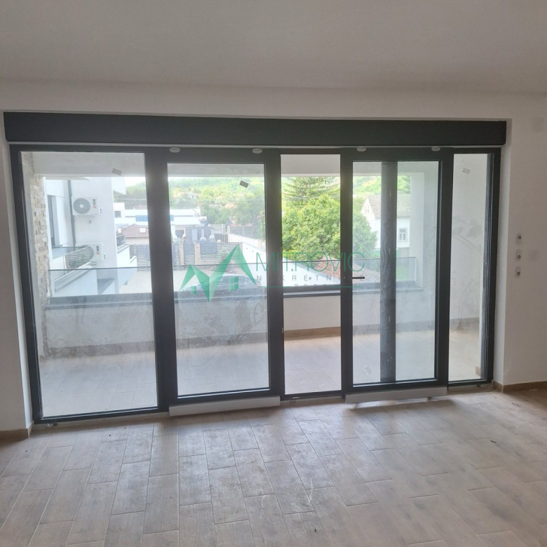 Stan Prodaja Vrdnik  93 m2