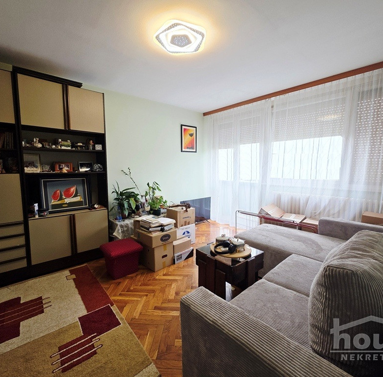 Stan Prodaja Novi Sad  70 m2