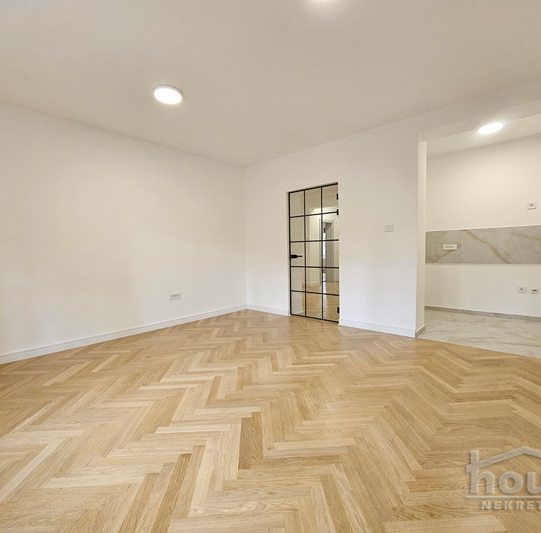 Stan Prodaja Novi Sad  85 m2