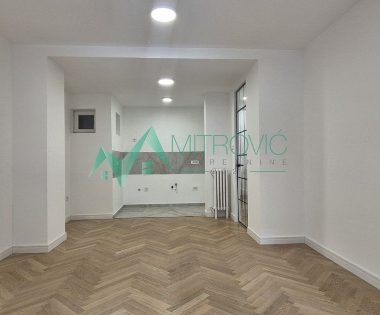 Stan Prodaja Novi Sad  75 m2
