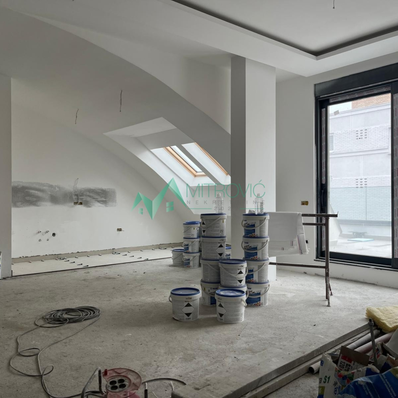 Stan Prodaja Novi Sad  122 m2