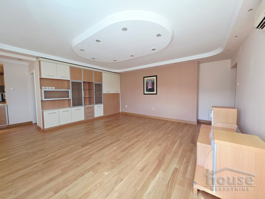 Stan Prodaja Novi Sad  145 m2