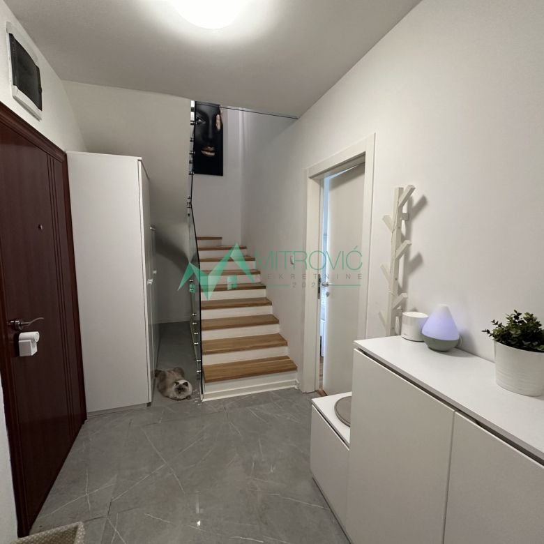 Stan Prodaja Novi Sad  94 m2
