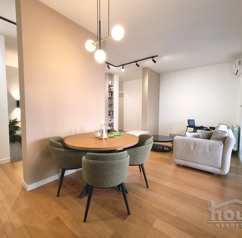 Stan Prodaja Novi Sad  103 m2