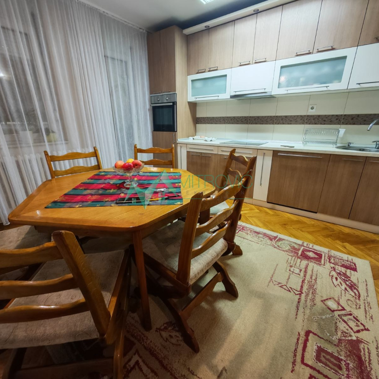 Stan Prodaja Novi Sad  87 m2