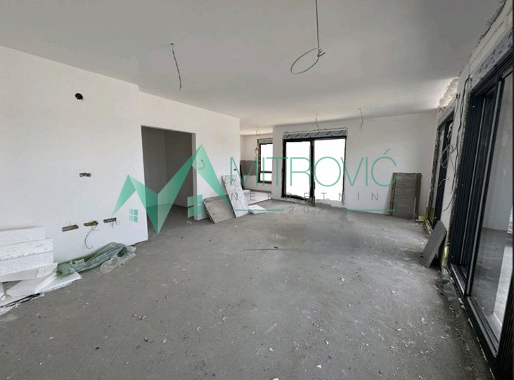 Stan Prodaja Sremska Kamenica  171 m2