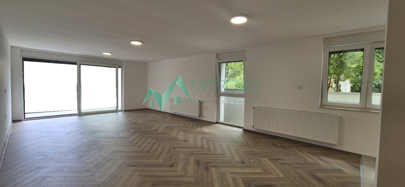 Stan Prodaja Novi Sad  96 m2