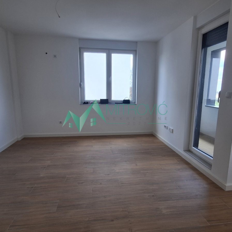 Stan Prodaja Petrovaradin  72 m2