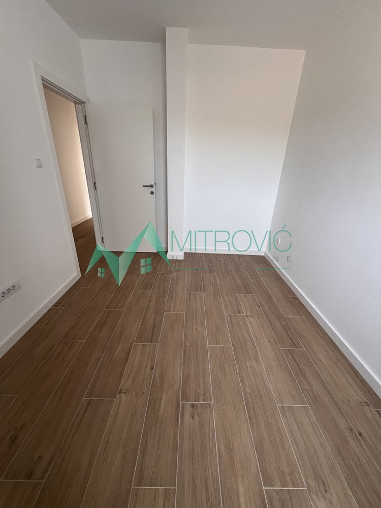 Stan Prodaja Petrovaradin  70 m2