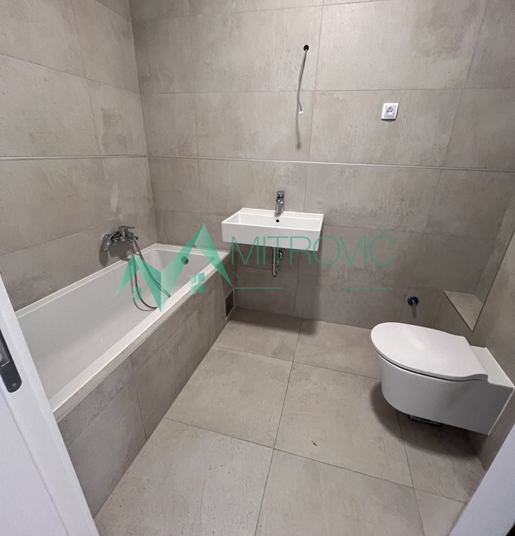 Stan Prodaja Petrovaradin  70 m2