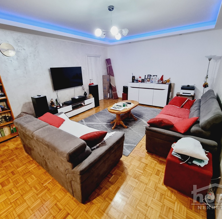 Stan Prodaja Novi Sad  95 m2