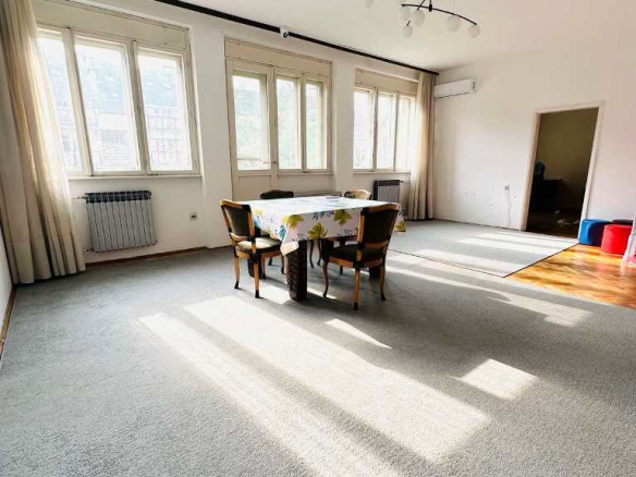 Stan Prodaja Novi Sad  152 m2