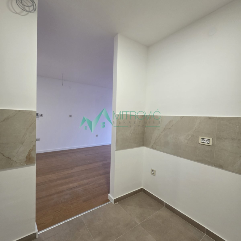 Stan Prodaja Novi Sad  82 m2