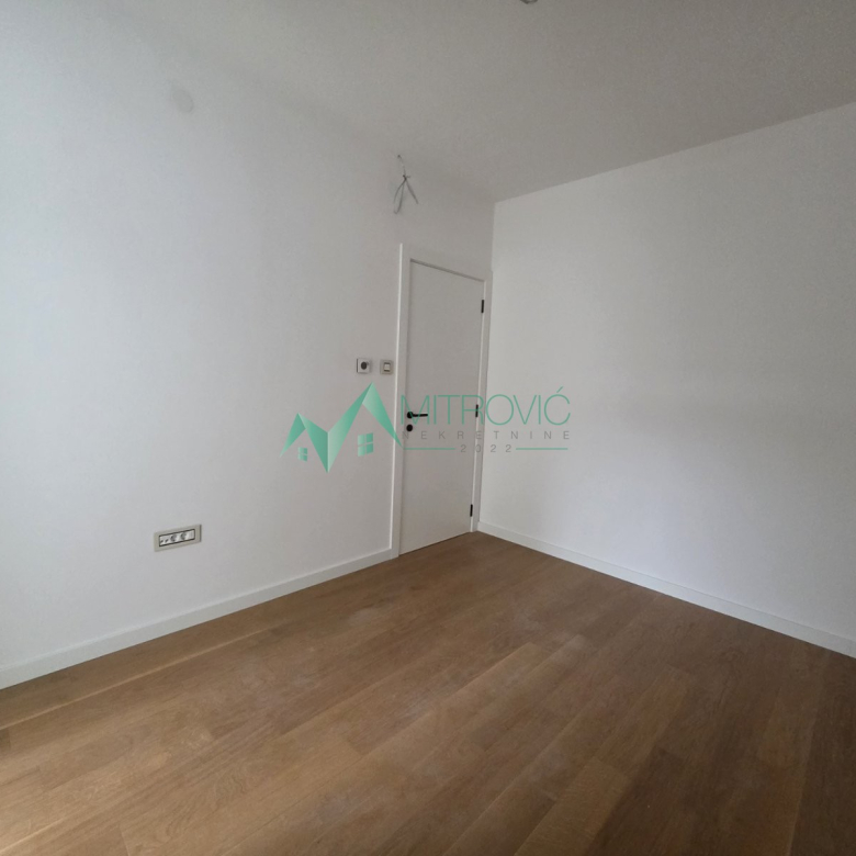 Stan Prodaja Novi Sad  82 m2