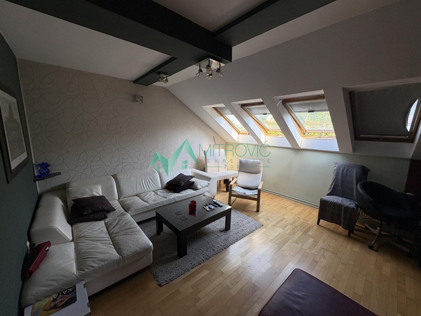 Stan Prodaja Novi Sad  114 m2
