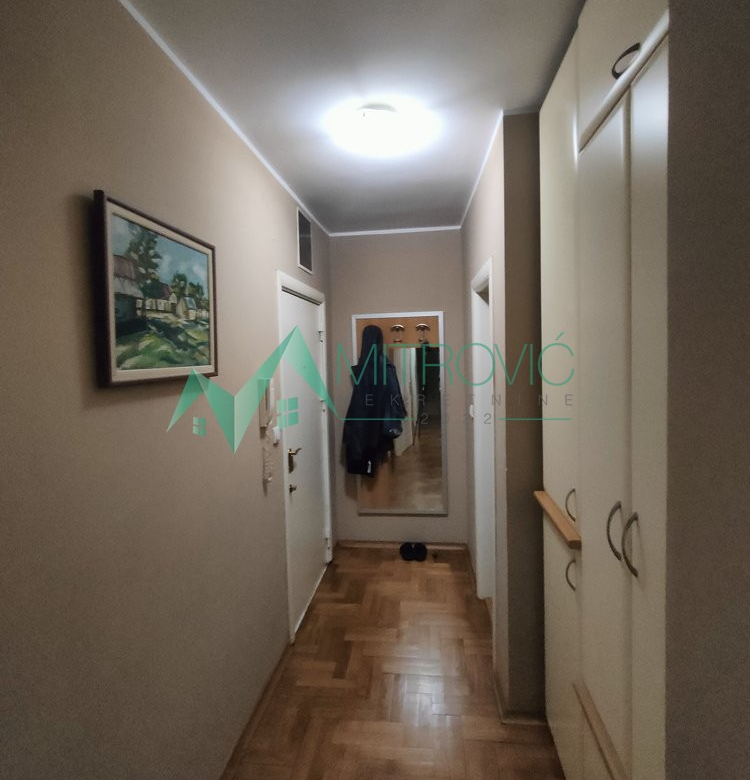 Stan Prodaja Novi Sad  112 m2