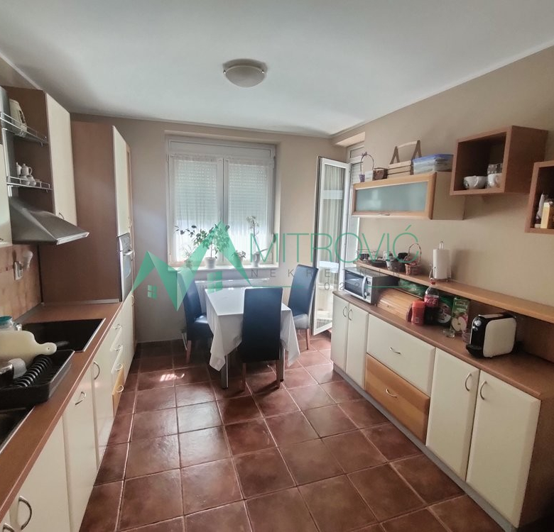 Stan Prodaja Novi Sad  112 m2