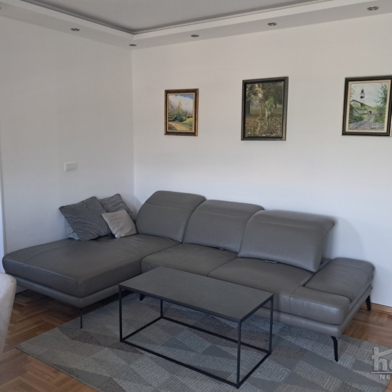 Stan Prodaja Novi Sad  97 m2