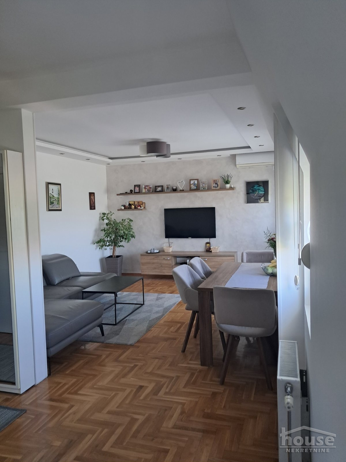 Stan Prodaja Novi Sad  97 m2