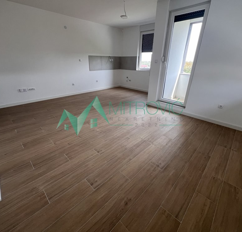 Stan Prodaja Petrovaradin  83 m2