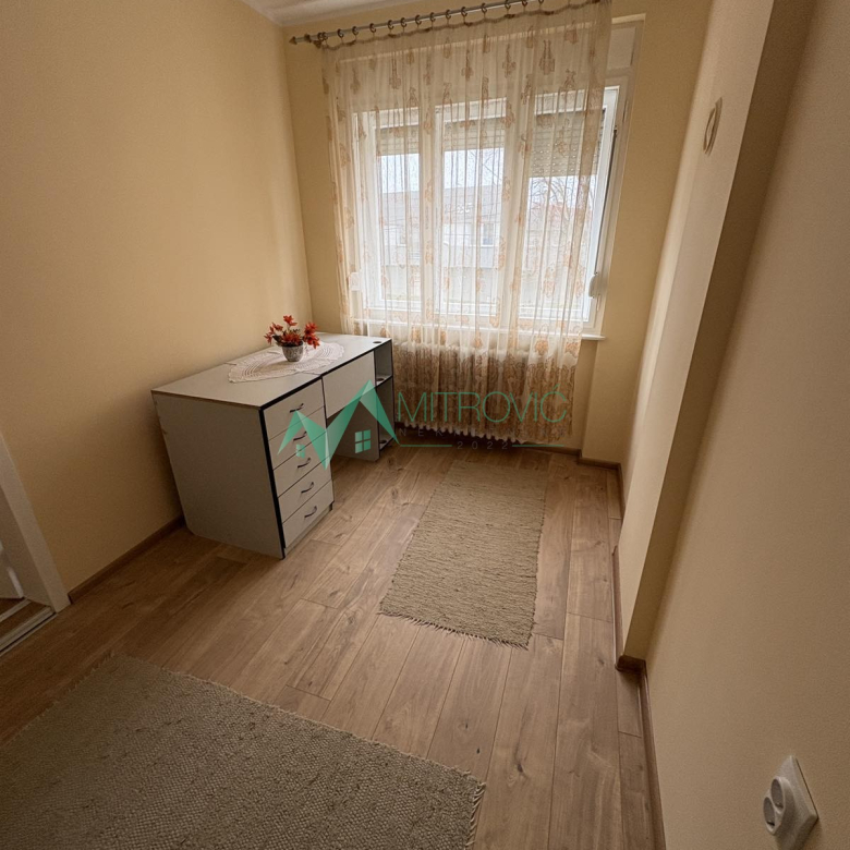 Stan Prodaja Sremski Karlovci  77 m2