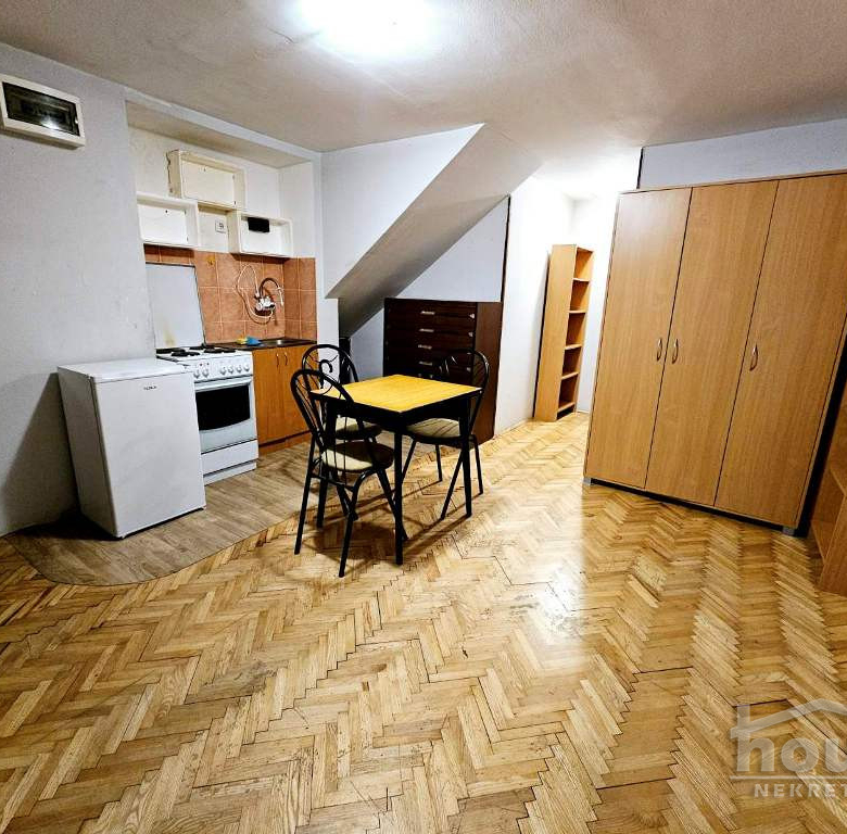 Stan Prodaja Novi Sad  28 m2