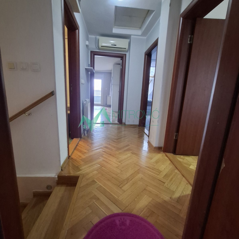 Stan Prodaja Novi Sad  84 m2