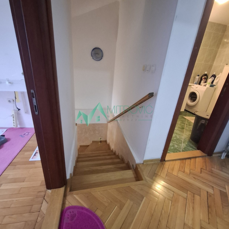 Stan Prodaja Novi Sad  84 m2