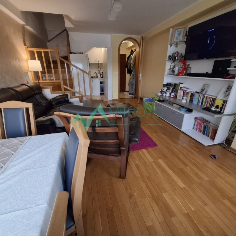 Stan Prodaja Novi Sad  84 m2
