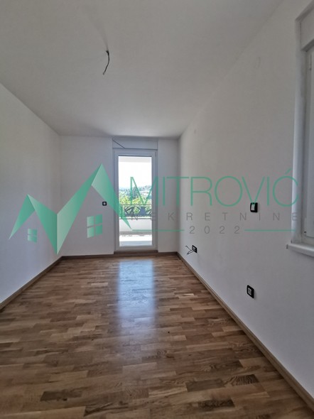 Stan Prodaja Sremska Kamenica  124 m2