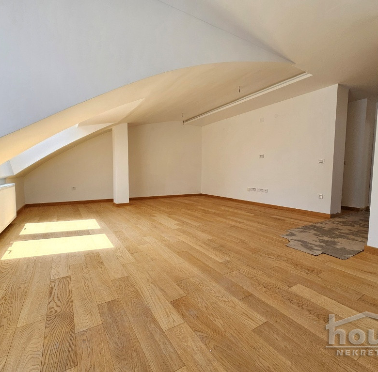 Stan Prodaja Novi Sad  185 m2