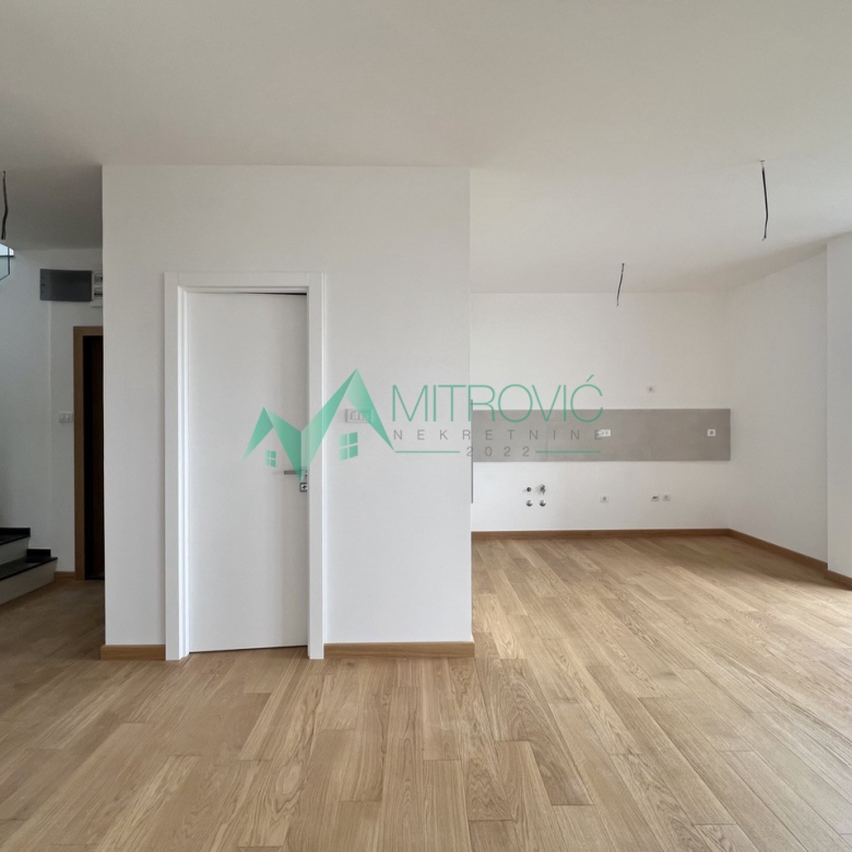 Stan Prodaja Sremska Kamenica  138 m2