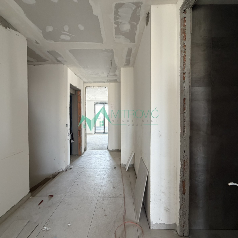 Stan Prodaja Novi Sad  253 m2