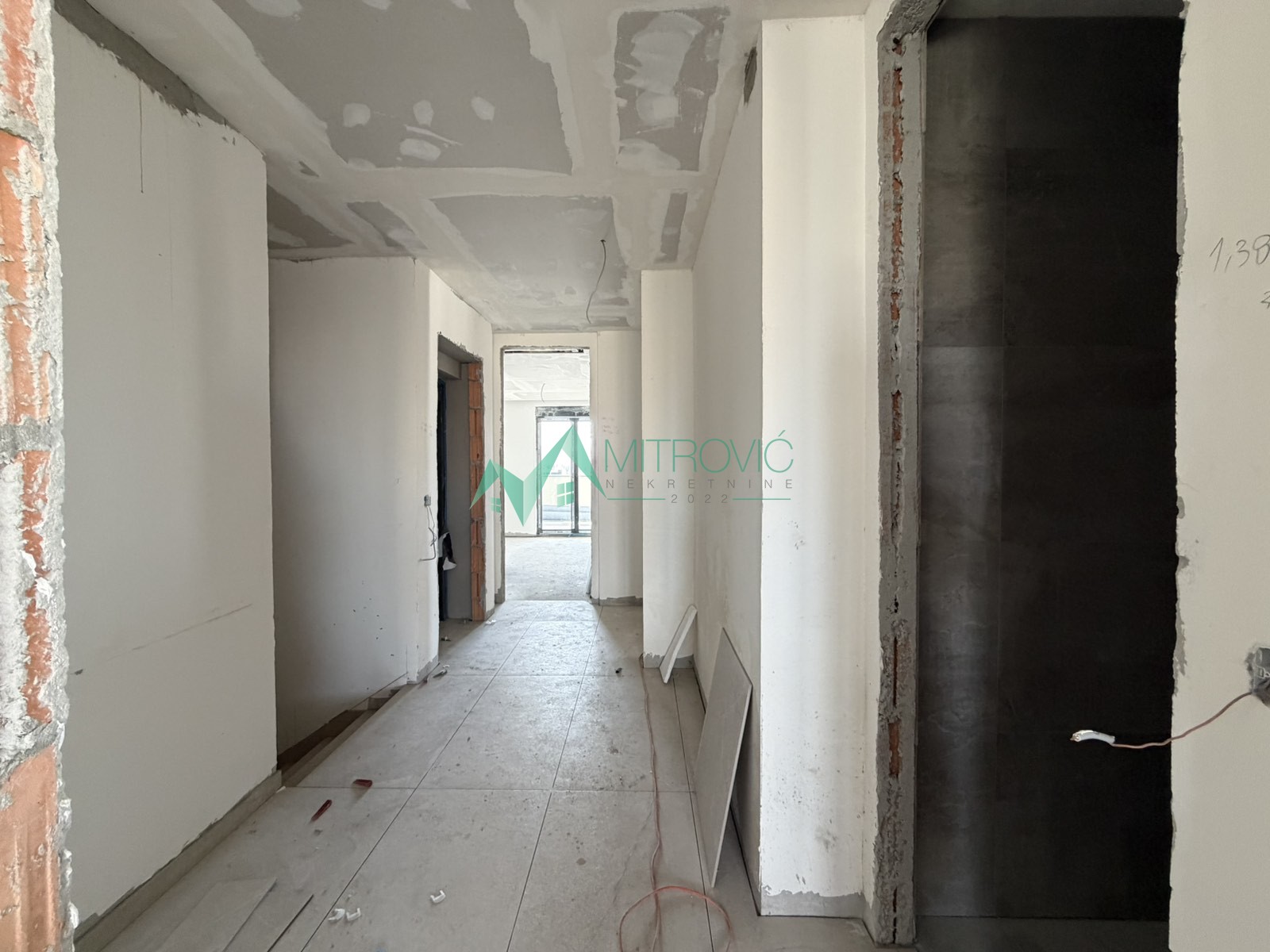 Stan Prodaja Novi Sad  253 m2