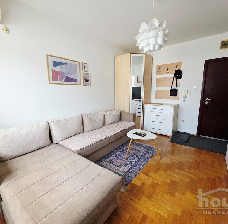 Stan Prodaja Novi Sad  24 m2