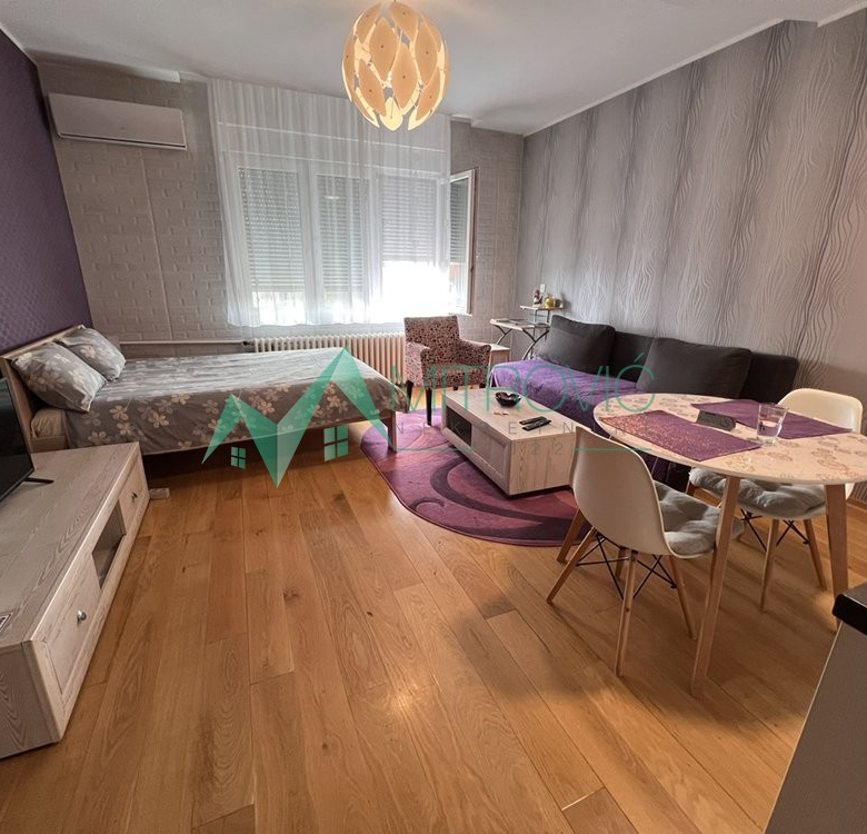 Stan Prodaja Novi Sad  29 m2