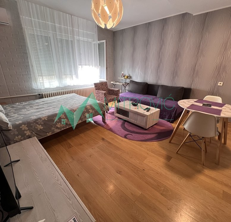 Stan Prodaja Novi Sad  29 m2