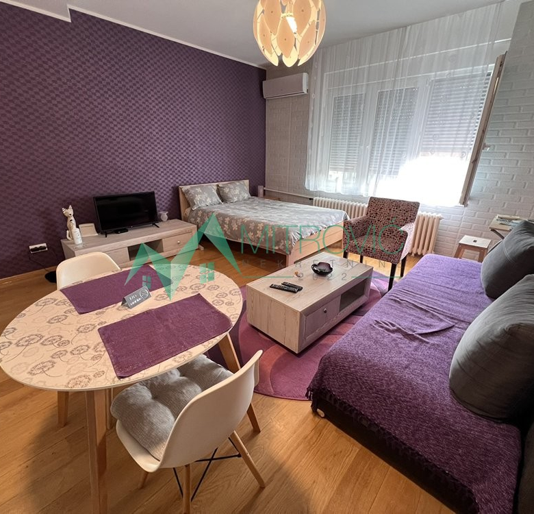 Stan Prodaja Novi Sad  29 m2