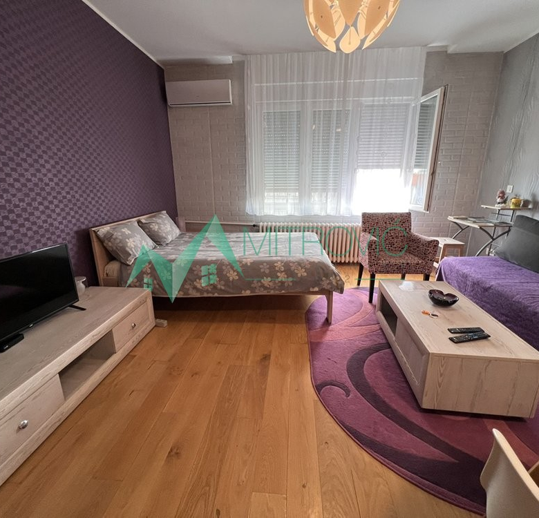 Stan Prodaja Novi Sad  29 m2